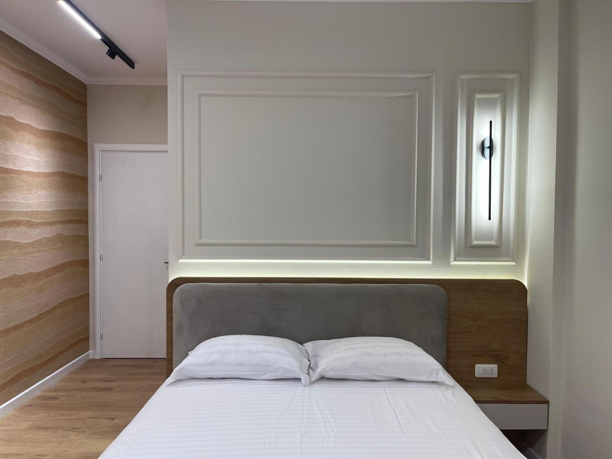 Gem In The Heart Of Tirana Apartment Luaran gambar