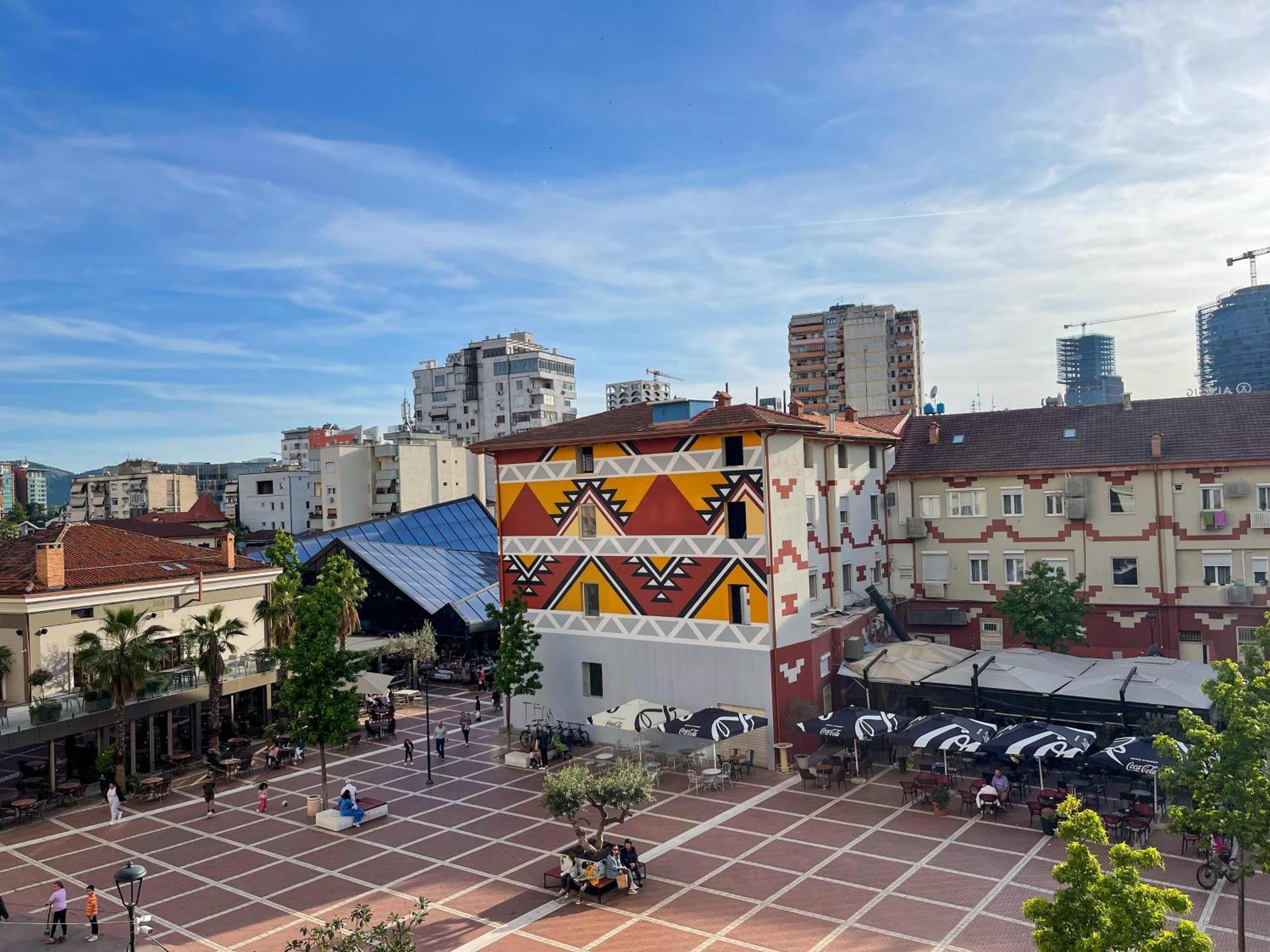 Gem In The Heart Of Tirana Apartment Luaran gambar